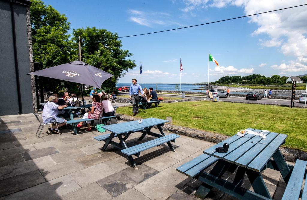 Burren Atlantic Hotel & Holiday Cottages Ballyvaughan Exterior foto