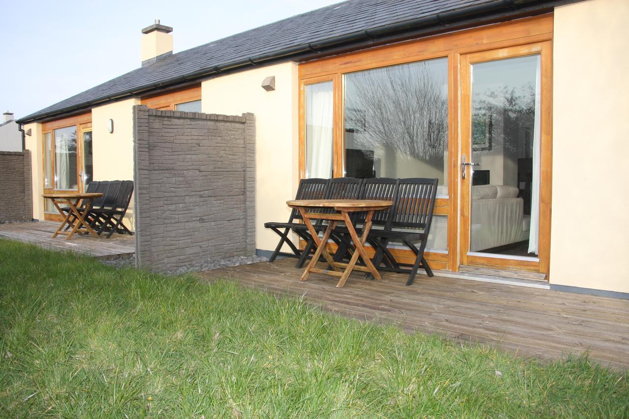 Burren Atlantic Hotel & Holiday Cottages Ballyvaughan Exterior foto